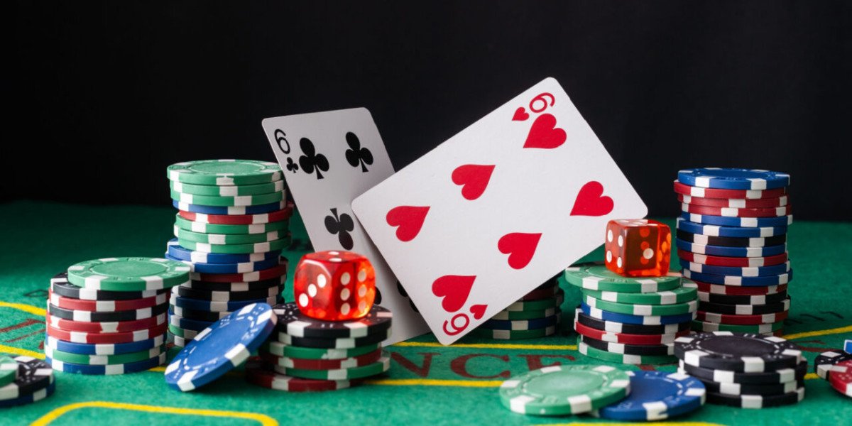 Online vs. Land-Based Casinos: A Comparison